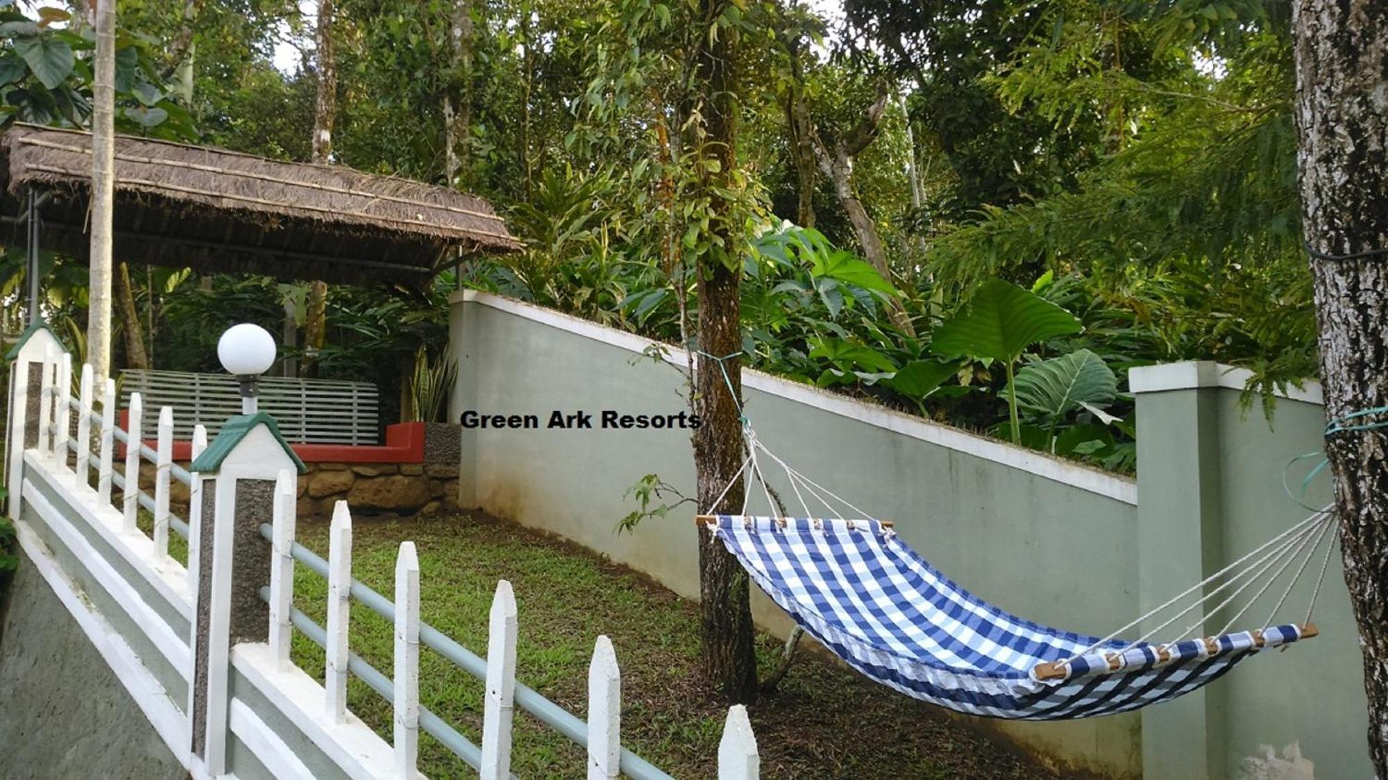 Green Ark Resorts Thekkady Habitación foto